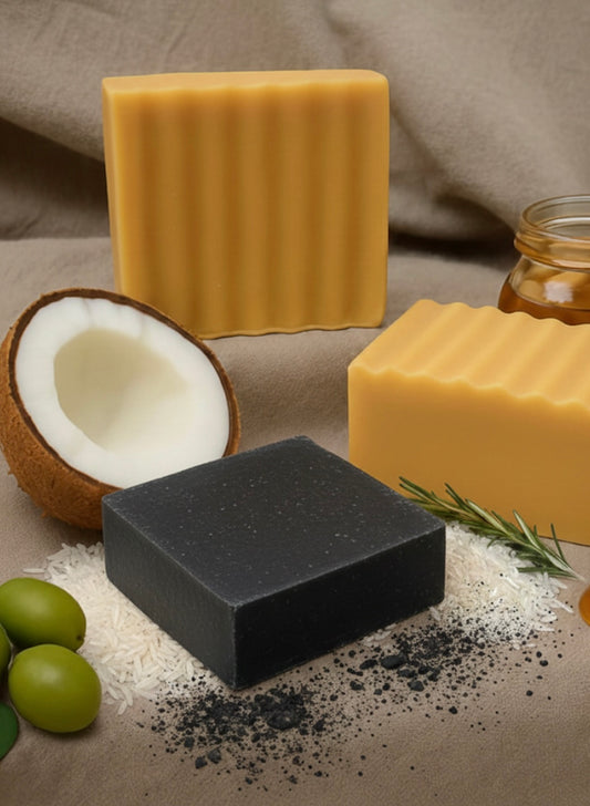 Jabón con Carbon Activado, Clavó de Olor,Madera de Cedro